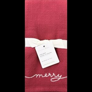 Pottery Barn Red Holiday Sentiment Organic Cotton Napkins - Set of 4